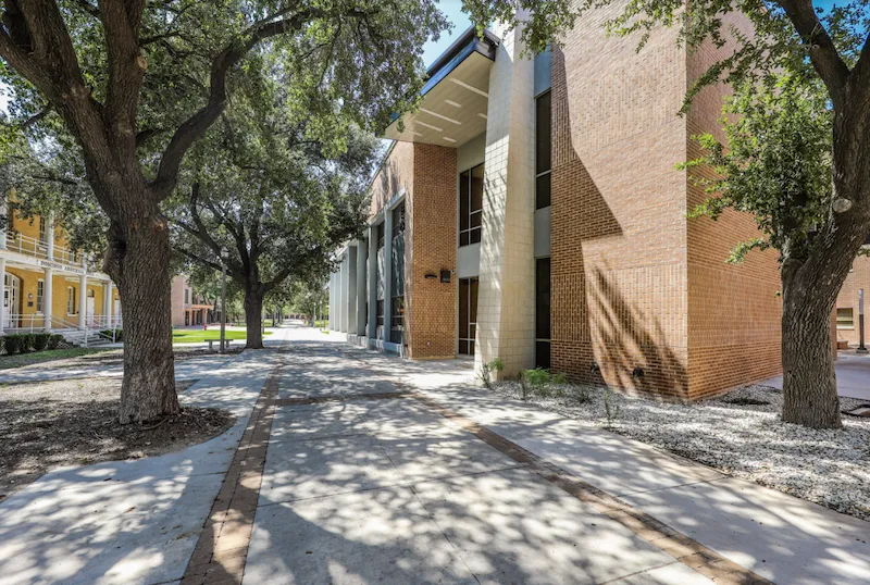 Laredo Community College Cigarroa Science Complex